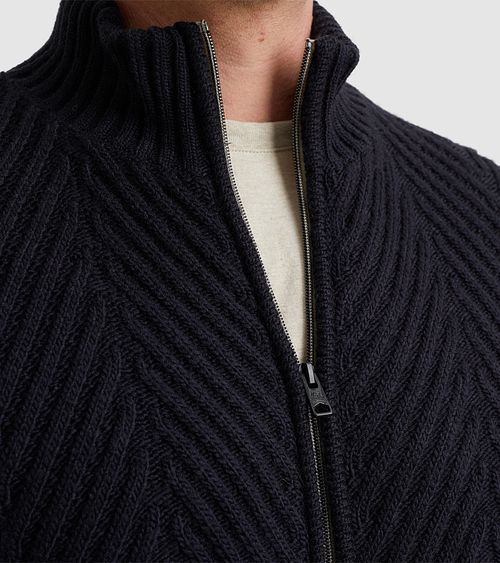 Model / Detail