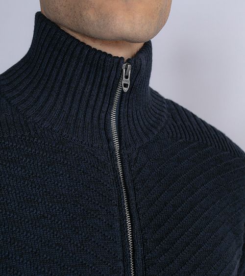 Petrol Cardigan Kankakee Navy Model / Detail