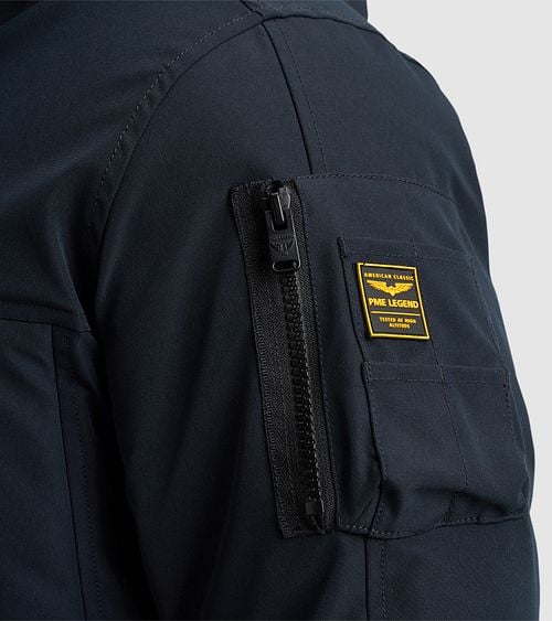 PME Legend Ice Pilot Parka Navy Model / Detail
