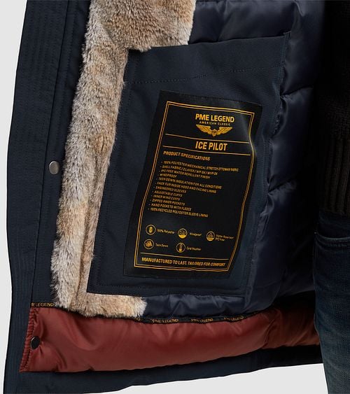 PME Legend Ice Pilot Parka Navy Model / Detail