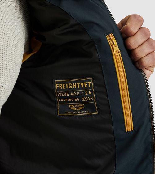PME Legend Jacke Freightyet Navy Model / Detail