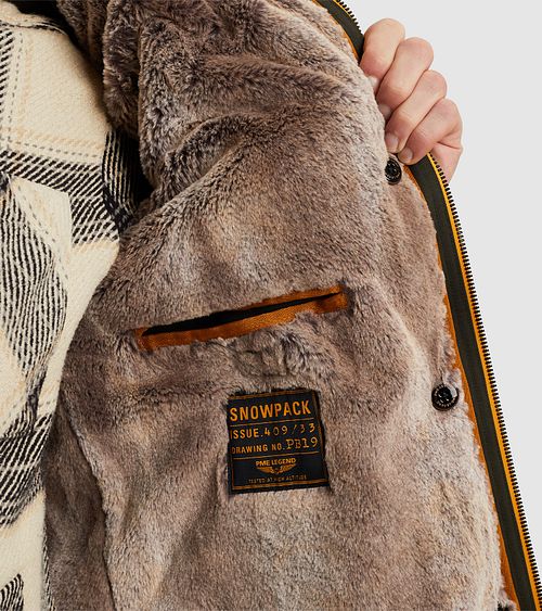 PME Legend Jacket Snowpack Icon 2.0 Dark Green Model / Detail