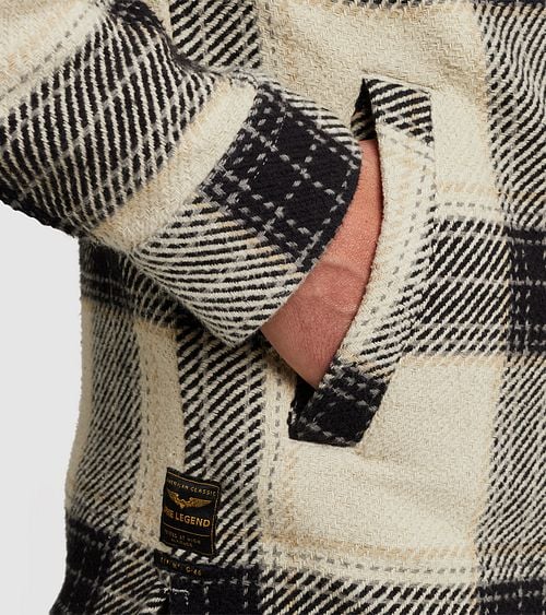 PME Legend Surchemise A Carreaux Heavy Yarn Ecru Model / Detail