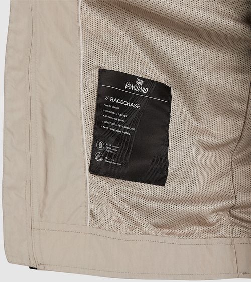 Vanguard Jas Racechase Beige Model / Detail