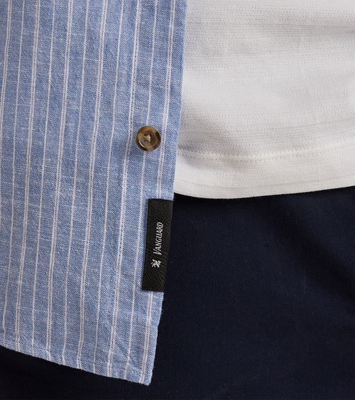 Vanguard Linen Shirt Stripes Blue Model / Detail