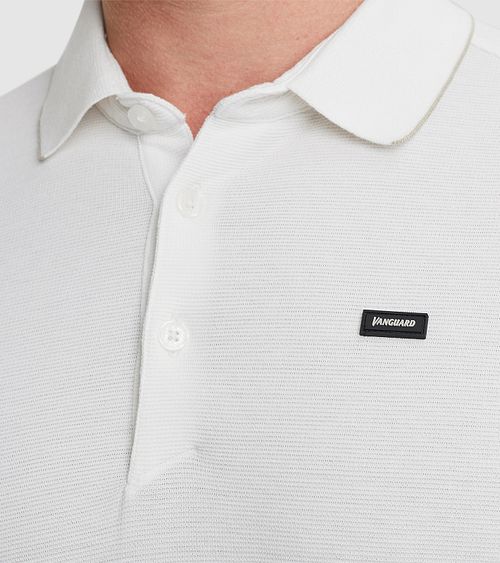 Vanguard Knitted Polo Shirt Ecru Model / Detail