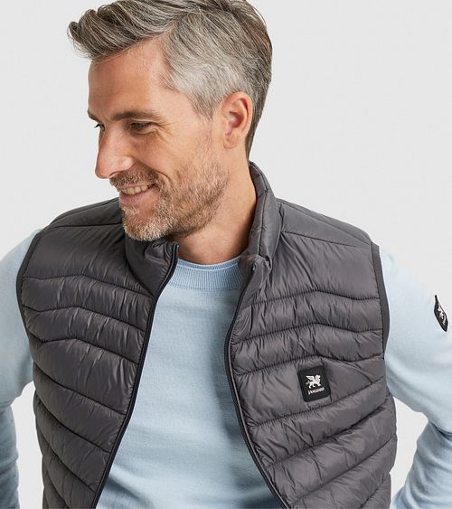 Vanguard Pullover Slubs Light Blue Model / Detail
