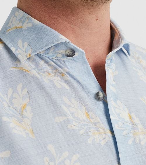 Vanguard Short Sleeve Shirt Linen Light Blue Model / Detail