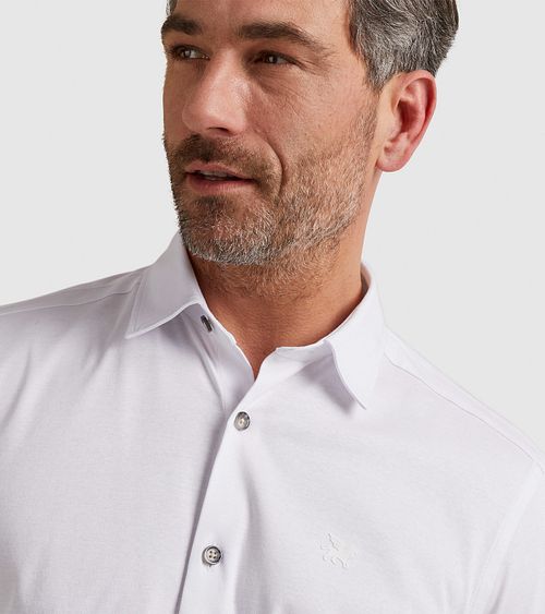 Vanguard Short Sleeves Shirt White Model / Detail