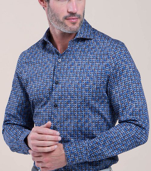 R2 Shirt Print Dark Blue Model / Voorkant