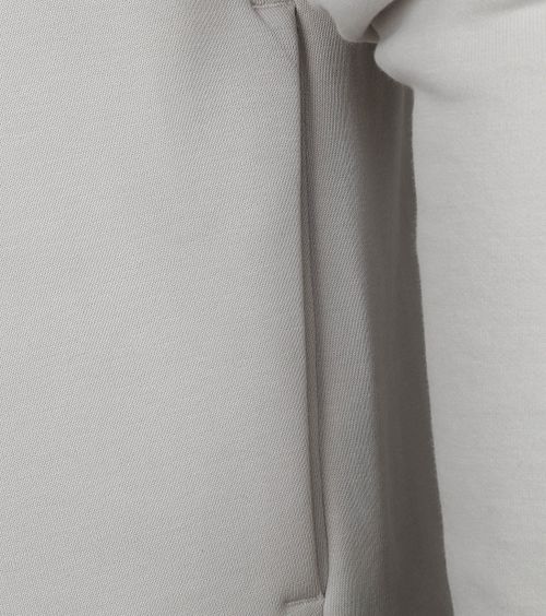 Product / Detail