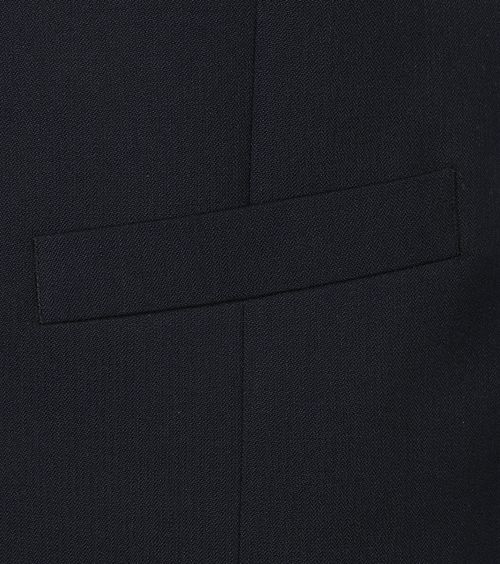 Product / Detail