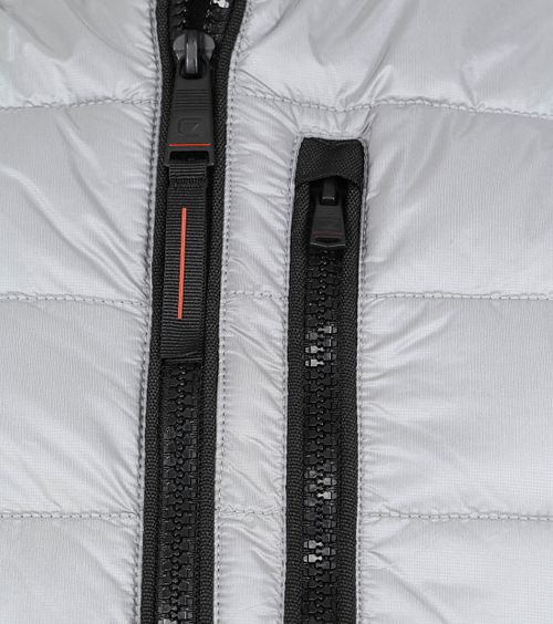 Product / Detail