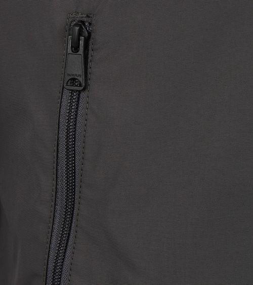 Product / Detail