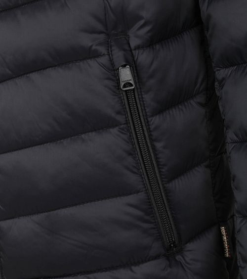 Product / Detail