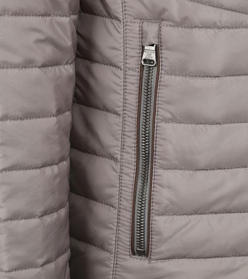 Product / Detail