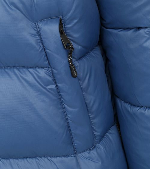 Product / Detail