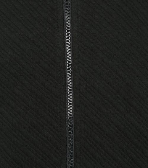 Product / Detail