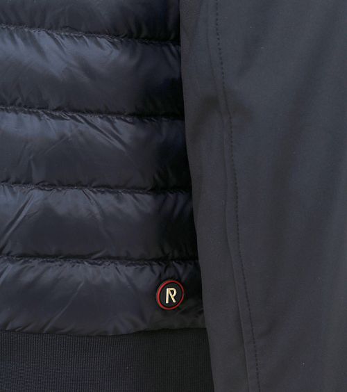 Product / Detail