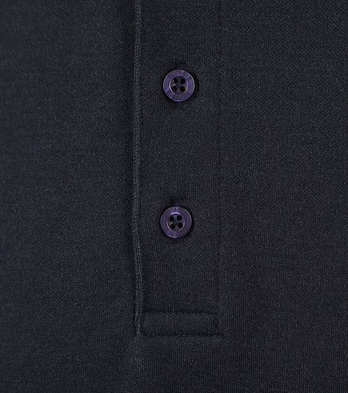 Product / Detail