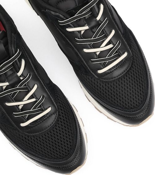 Product / Detail