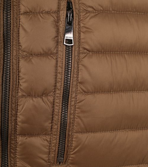 Product / Detail