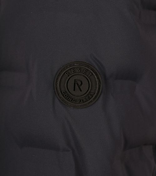 Product / Detail