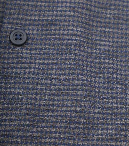 Product / Detail