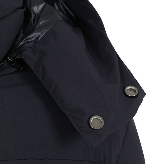 Product / Detail