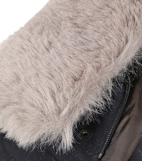 Product / Detail