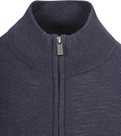 Product / Detail