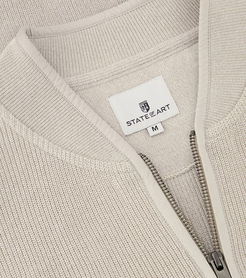 Product / Detail