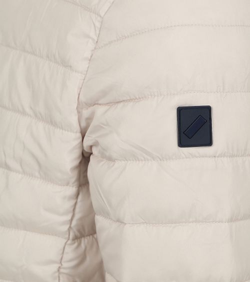 Product / Detail