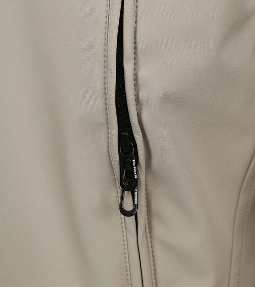 Product / Detail