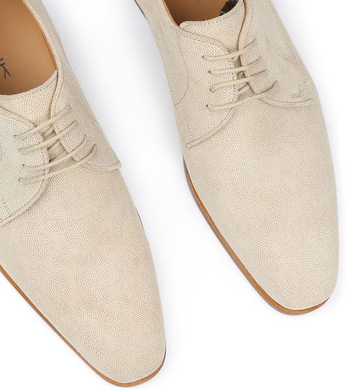 Product / Detail