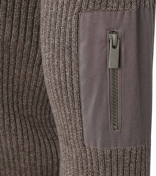 Product / Detail
