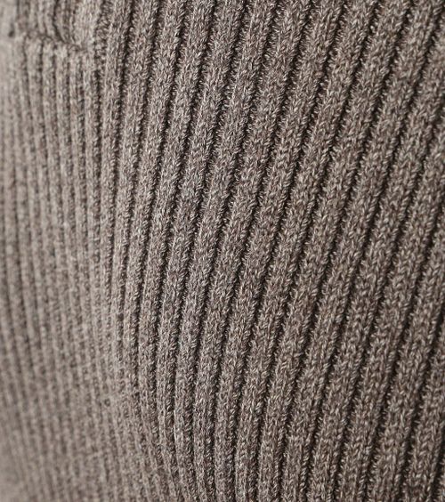 Product / Detail