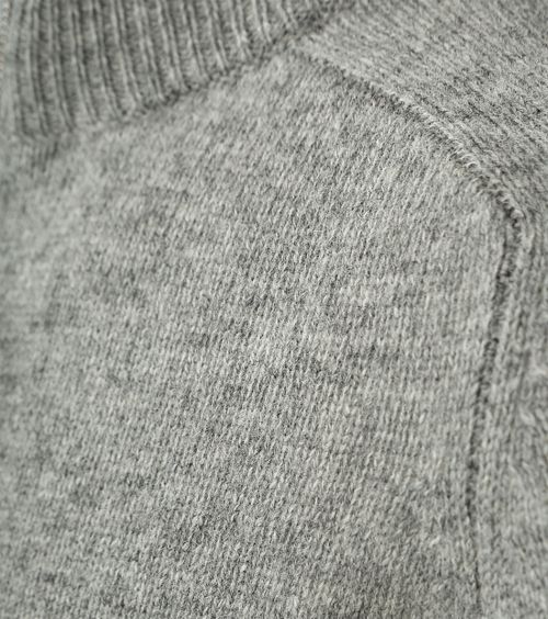 Product / Detail