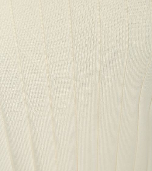 Product / Detail