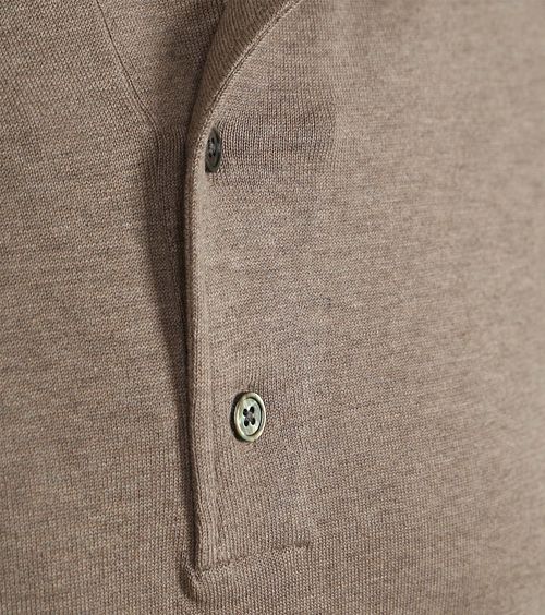 Product / Detail