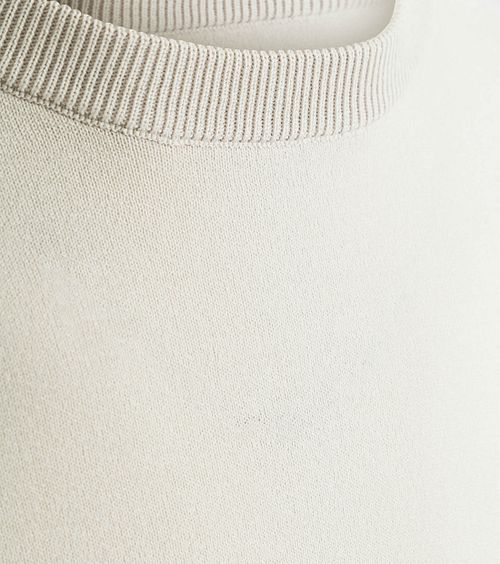 Product / Detail