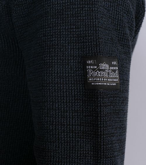 Model / Detail