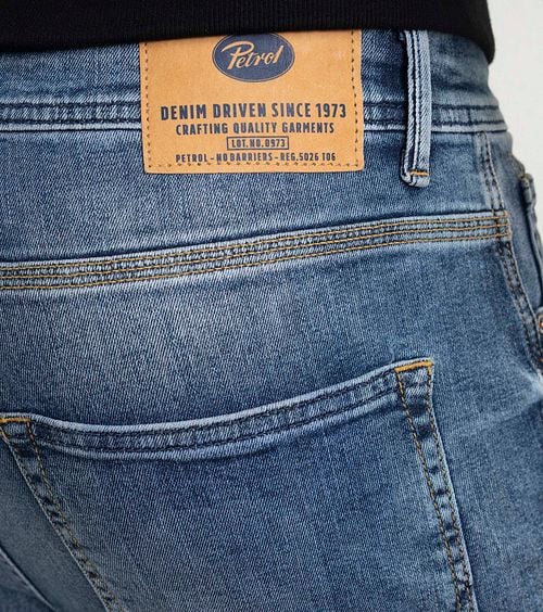 Petrol Seaham Jeans Indigo Blue Model / Detail