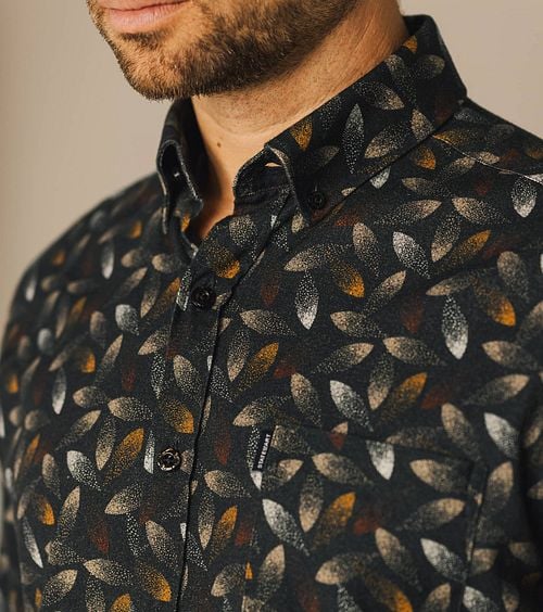 State Of Art Shirt Print Anthracite Model / Detail