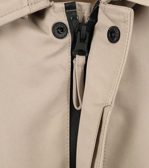 Suitable Regenjas Beige Product / Detail