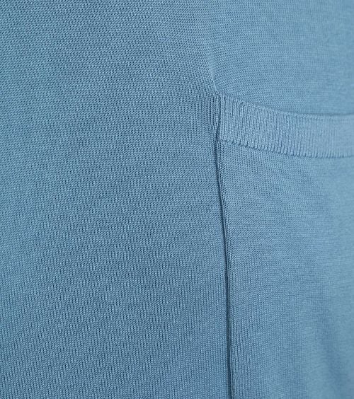 Suitable Knitted T-shirt Pocket Compact Blue Product / Detail