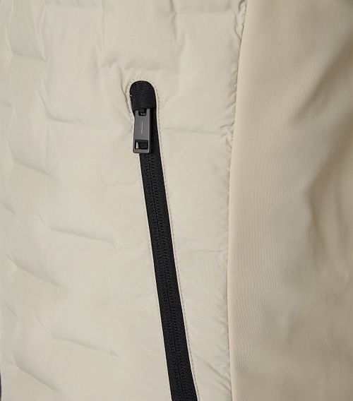 Product / Detail