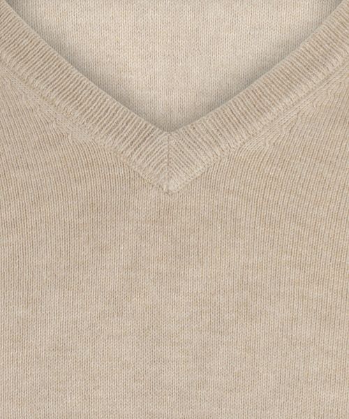 Steppin' Out Pull Cashmere Col-V Ecru Product / Detail