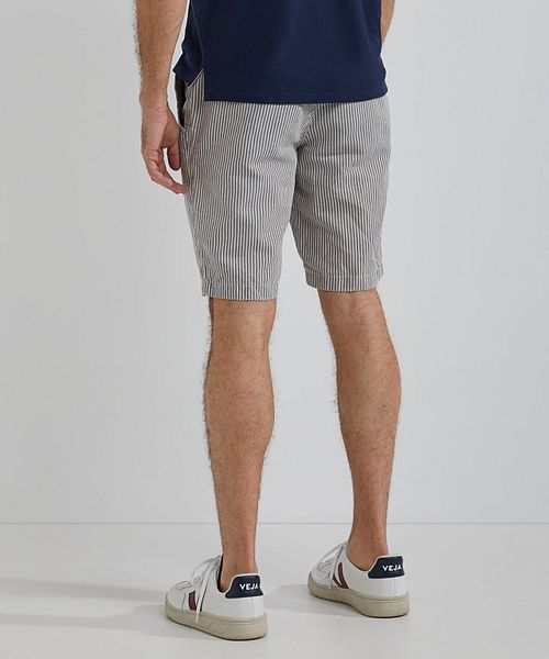 Steppin' Out Short Rashford Streifen Blau Model / Achterkant