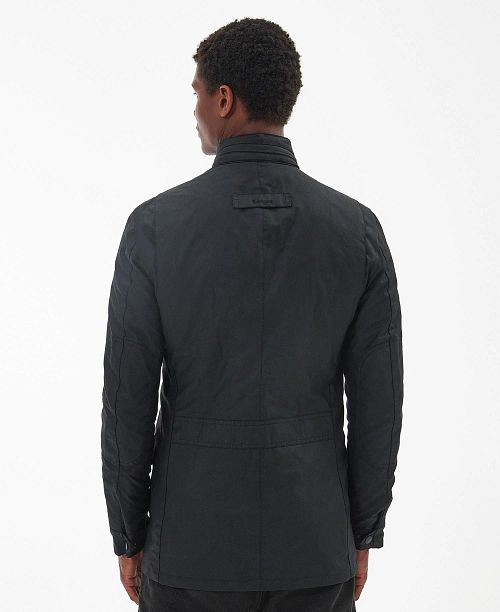 Barbour Wax Jacket Corbridge Black Model / Achterkant